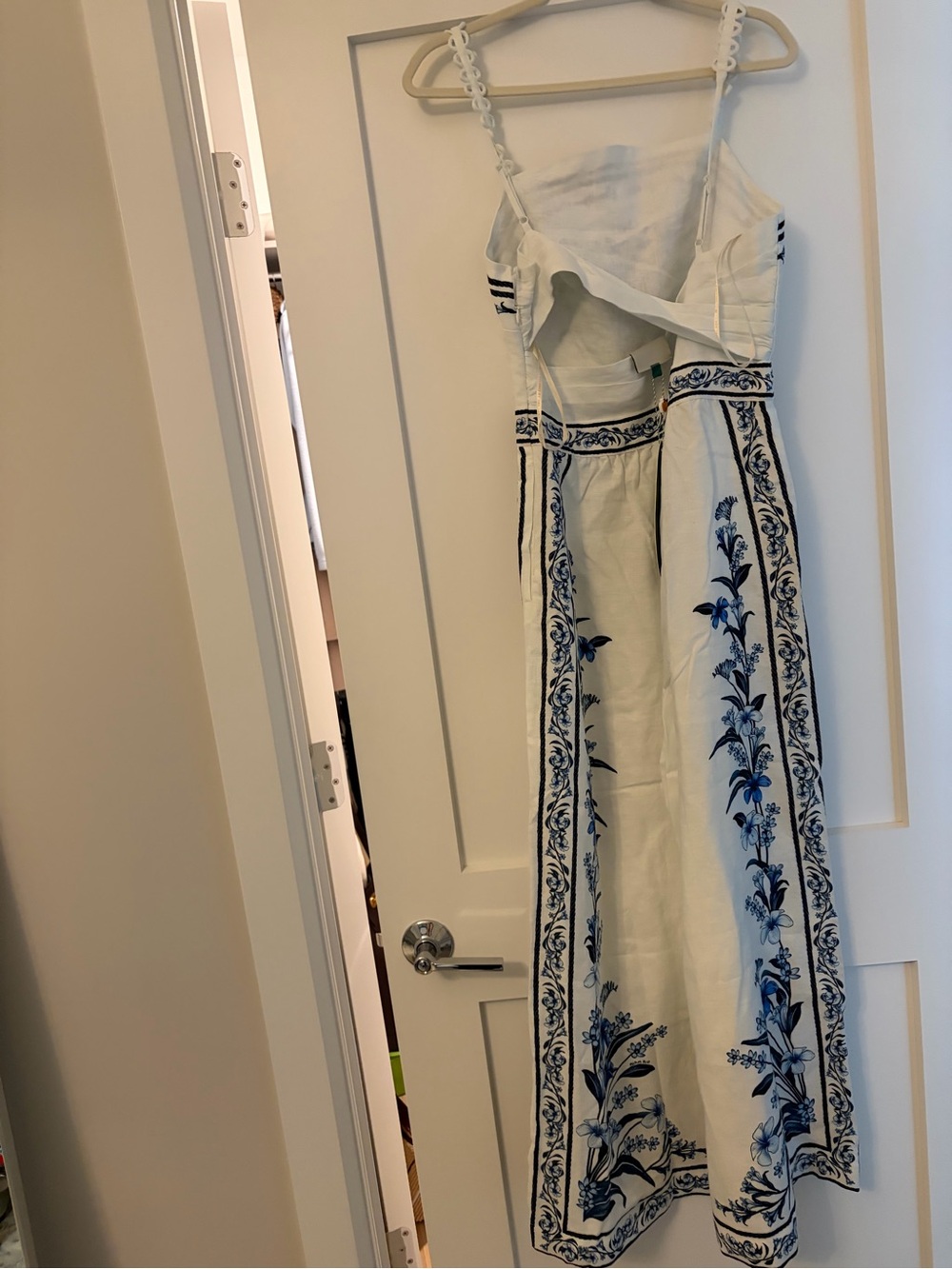 FARM Rio White Jumpsuit with Blue Floral Print - Picture 4 of 4